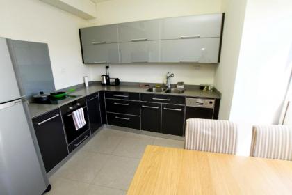 Charming Central Two Bedroom Apartment- Trumpeldor St. - image 13