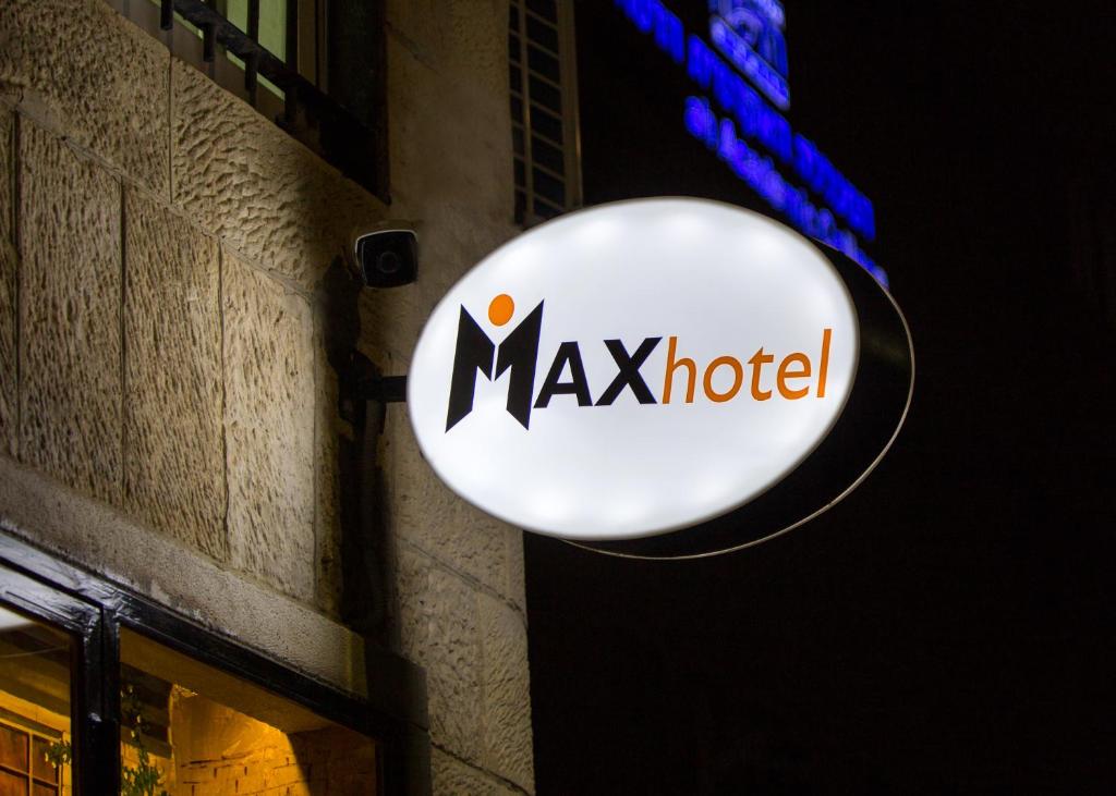 MAX hotel - image 3