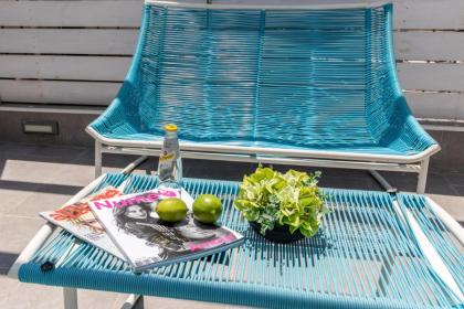 Authentic One bedroom apartment in city center - image 21