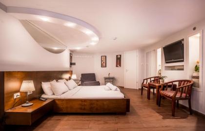 Beit Avital Apart-hotel - image 23