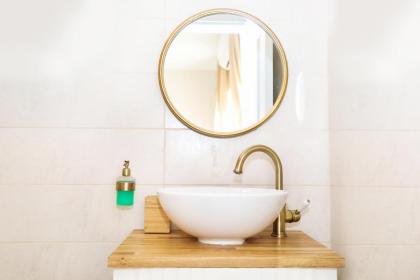 Gabriel Apartments Design Suite - Downtown - image 26