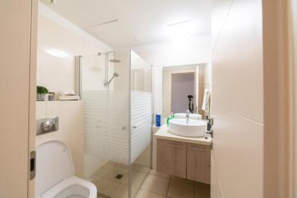 Art Apartment In Mamila - King David Residence - image 24