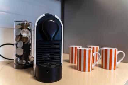 Art Apartment In Mamila - King David Residence - image 28