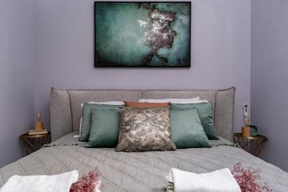 Central and Luxury New 2BR&2Bth - Private Parking - image 25
