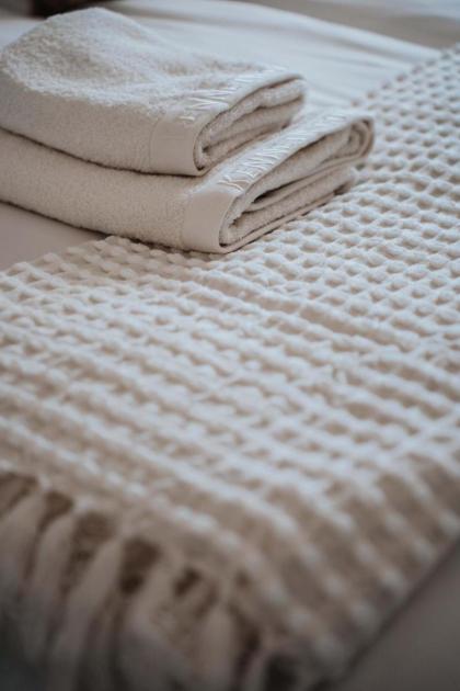 Stunning 1 bdm Shaul Adler st - image 27