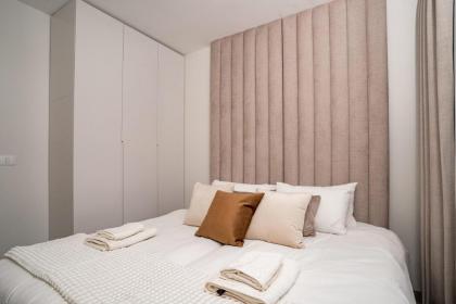 Stunning 1 bdm Shaul Adler st - image 30