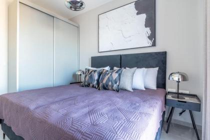Luxury 1BDR With Amazing View To The Old City - image 24