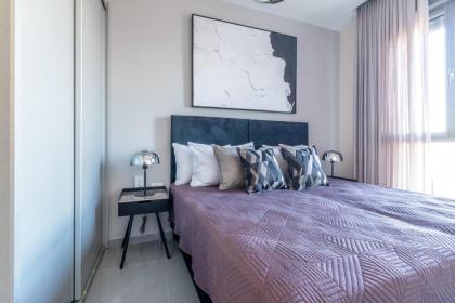 Luxury 1BDR With Amazing View To The Old City - image 28