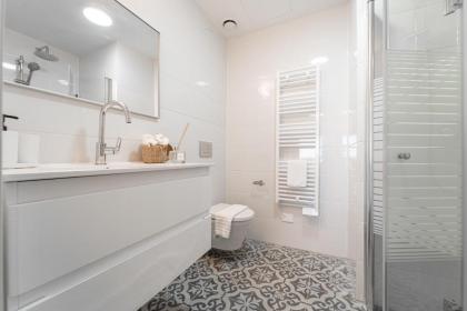 Dreamy 2 Bedroom In Best Location Parking - image 15