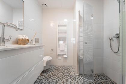Dreamy 2 Bedroom In Best Location Parking - image 16