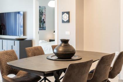 Dreamy 2 Bedroom In Best Location Parking - image 19