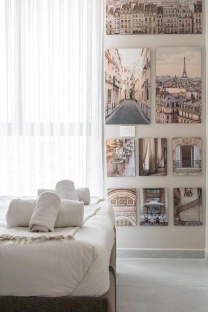 Charming 1Bdr Gem with Astonishing Views Overlooking the Historic Town - image 15