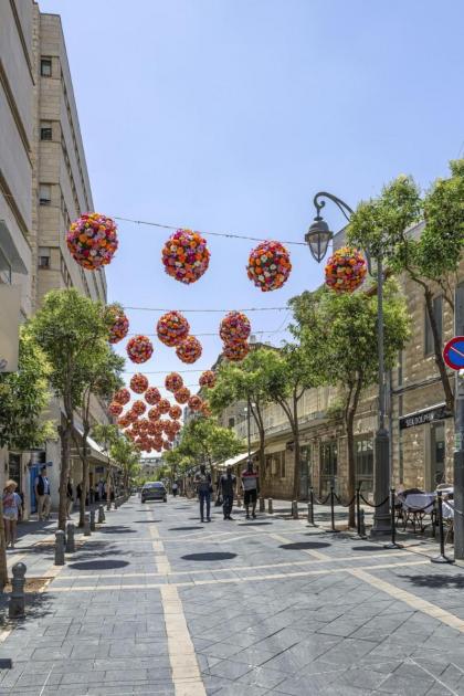 IB Properties Suites - image 21