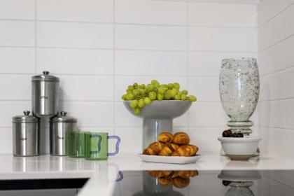 Dreamy 1Bdr Sanctuary In The Heart Of Jerusalem - image 30