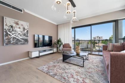 Luxury 2BDR In The Heart Of Jerusalem - image 2