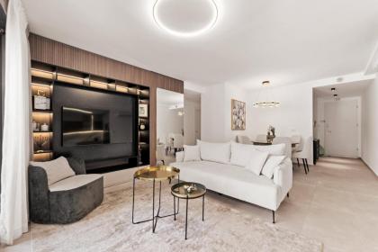 Deluxe 3 Bedrooms In The Heart Of Jerusalem - image 11