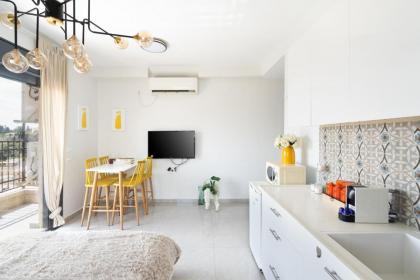 Machane Yehuda Apartments - image 23