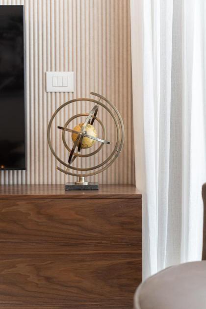 Luxurious 1 Bdr Apartment with Stunning Views in Central Jerusalem - image 27