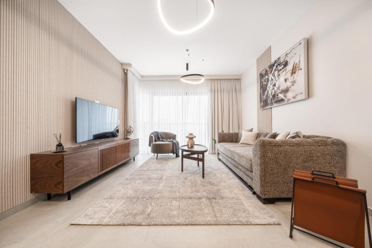 Luxurious 1 Bdr Apartment with Stunning Views in Central Jerusalem - image 5